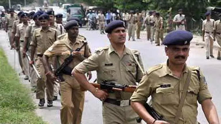 Odisha: कोरेई में पुलिस पर हमले के लिए 17 गिरफ्तार Odisha: कोरेई में पुलिस पर हमले के लिए 17 गिरफ्तार