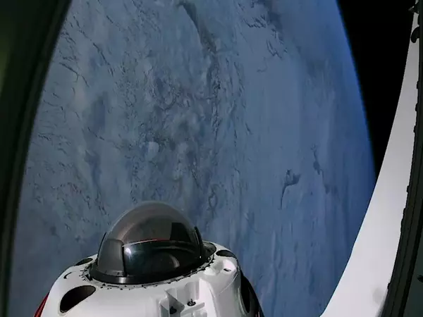 Elon Musk ने स्पेसएक्स के ऐतिहासिक फ्रैम2 मिशन से पृथ्वी के ध्रुवों की तस्वीरें साझा कीं Elon Musk ने स्पेसएक्स के ऐतिहासिक फ्रैम2 मिशन से पृथ्वी के ध्रुवों की तस्वीरें साझा कीं