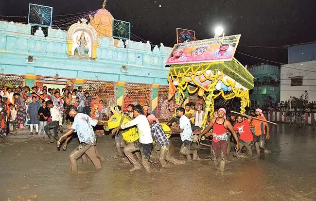Kurnool : गधे की परिक्रमा डेयरी और फसलों की सुरक्षा Kurnool : गधे की परिक्रमा डेयरी और फसलों की सुरक्षा