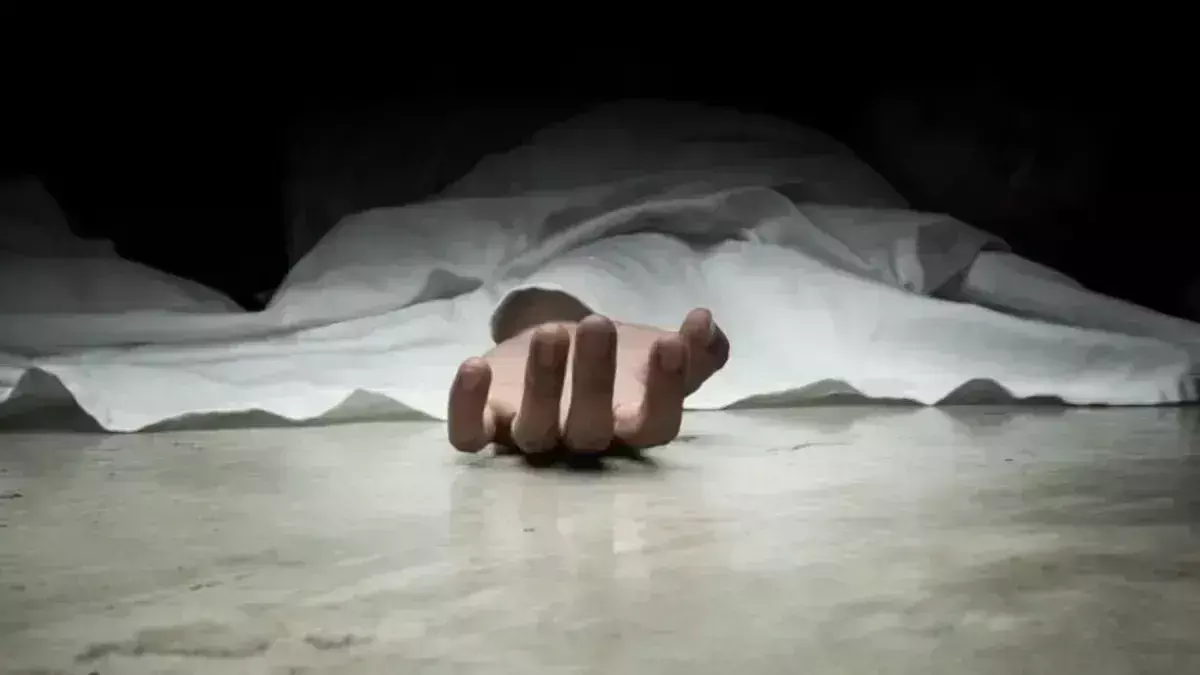 Kalpetta पुलिस स्टेशन के शौचालय में युवक लटका मिला Kalpetta पुलिस स्टेशन के शौचालय में युवक लटका मिला