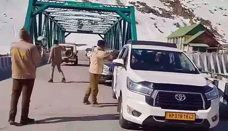 Lahaul एवं स्पीति आने वाले पर्यटकों के लिए सुरक्षा सलाह जारी Lahaul एवं स्पीति आने वाले पर्यटकों के लिए सुरक्षा सलाह जारी
