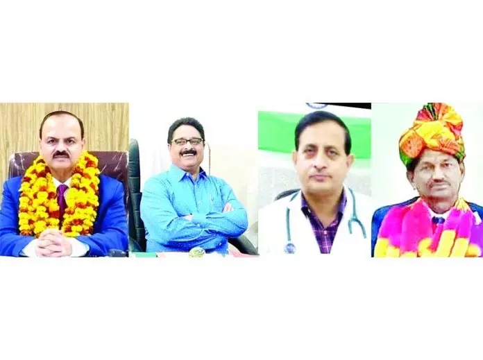 Jammu: सेवानिवृत्त कर्मचारियों को गर्मजोशी से विदाई दी Jammu: सेवानिवृत्त कर्मचारियों को गर्मजोशी से विदाई दी
