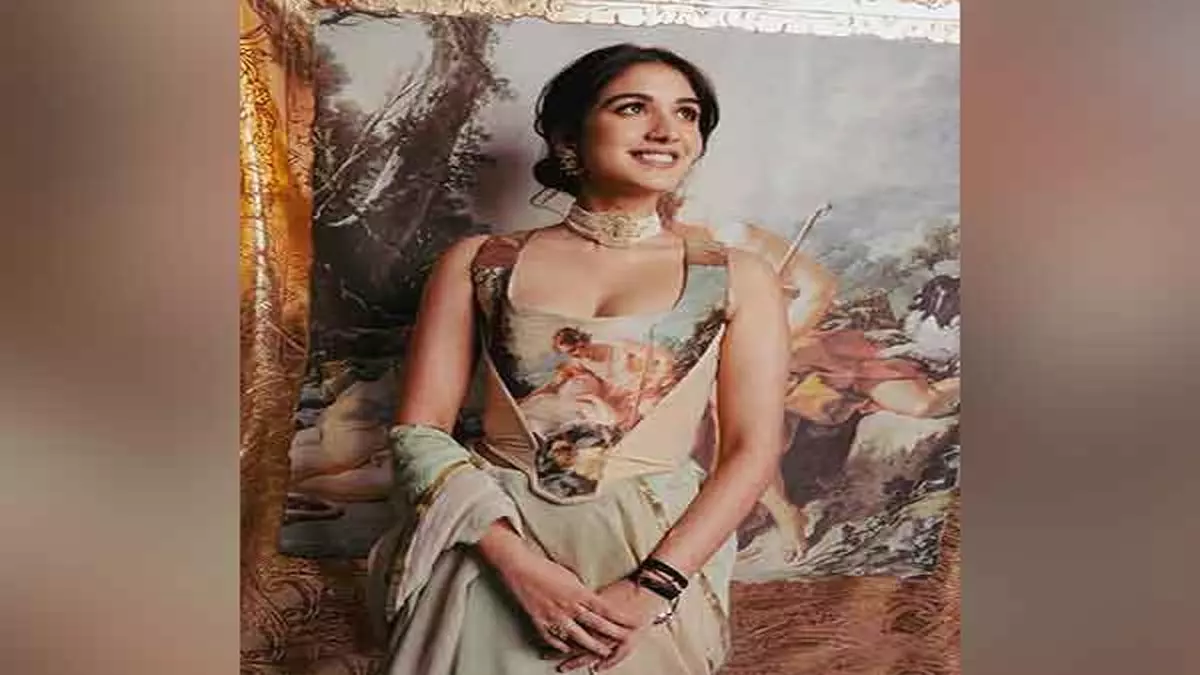 राधिका मर्चेंट ने पुराने विविएन वेस्टवुड कोर्सेट और कस्टम चंदेरी साड़ी में खूबसूरती बिखेरी राधिका मर्चेंट ने पुराने विविएन वेस्टवुड कोर्सेट और कस्टम चंदेरी साड़ी में खूबसूरती बिखेरी