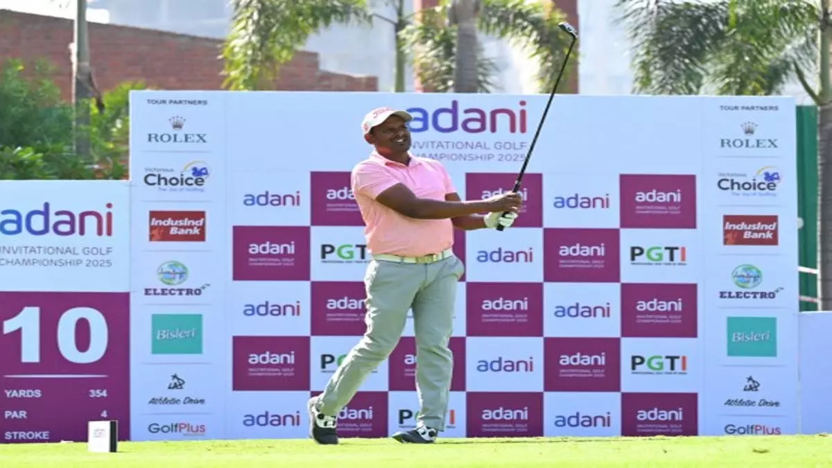 Golf Championship: एन थंगराजा, सप्तक तलवार पहले राउंड में बराबरी पर Golf Championship: एन थंगराजा, सप्तक तलवार पहले राउंड में बराबरी पर