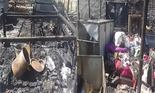 Haryana : कुछ दिन पहले ही परिवार में हुई थी शादी, अब टूटा दुखों का पहाड़ Haryana : कुछ दिन पहले ही परिवार में हुई थी शादी, अब टूटा दुखों का पहाड़