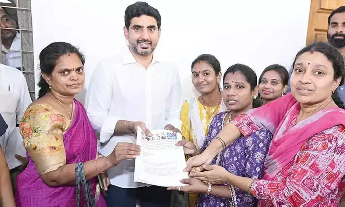 Andhra: लोकेश ने अनकापल्ली के पूर्ण परिवर्तन का आश्वासन दिया Andhra: लोकेश ने अनकापल्ली के पूर्ण परिवर्तन का आश्वासन दिया