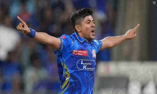 MI के तेज गेंदबाज अश्विनी कुमार ने केकेआर को 116 रन पर समेट दिया MI के तेज गेंदबाज अश्विनी कुमार ने केकेआर को 116 रन पर समेट दिया