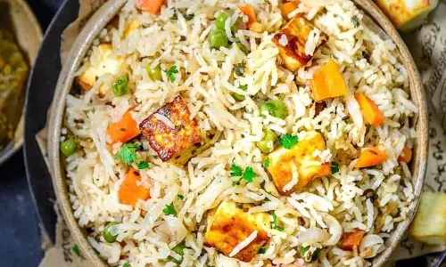 Paneer Pulao:डिनर में परोसिए ये स्वादिष्ट डिश Paneer Pulao:डिनर में परोसिए ये स्वादिष्ट डिश