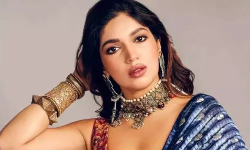 Bhumi Pednekar ने अपनी खूबसूरती से जीत लिया दिल Bhumi Pednekar ने अपनी खूबसूरती से जीत लिया दिल