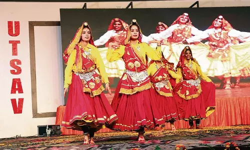 Haryana :  कैम्पस नोट्स वार्षिक दिवस पर भांगड़ा, कव्वाली
