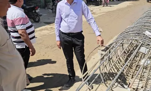ADC ने करनाल में एलिवेटेड फ्लाईओवर के काम का निरीक्षण किया ADC ने करनाल में एलिवेटेड फ्लाईओवर के काम का निरीक्षण किया