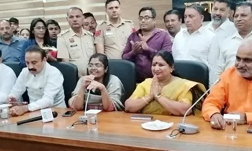 Renu बाला गुप्ता ने करनाल मेयर का कार्यभार संभाला, लोगों को नागरिक मुद्दों के समाधान का आश्वासन दिया