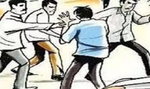 Bareilly: प्रेम प्रसंग को लेकर दो पक्षों में भिड़ंत, मारपीट में चार घायल