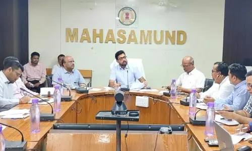 महासमुंद कलेक्टर ने ली समय-सीमा की बैठक महासमुंद कलेक्टर ने ली समय-सीमा की बैठक