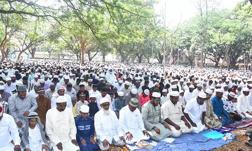 Karnataka: ईद का जश्न, सामूहिक प्रार्थना