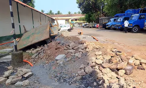 स्मार्ट सिटी सड़कों का निर्माण 31 मार्च तक पूरा करने का सरकार का वादा: GOA स्मार्ट सिटी सड़कों का निर्माण 31 मार्च तक पूरा करने का सरकार का वादा: GOA