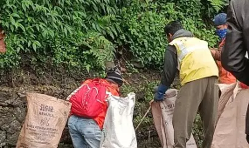 Sikkim :  गंगटोक में “बारिश से पहले अपने नाले साफ करें” अभियान