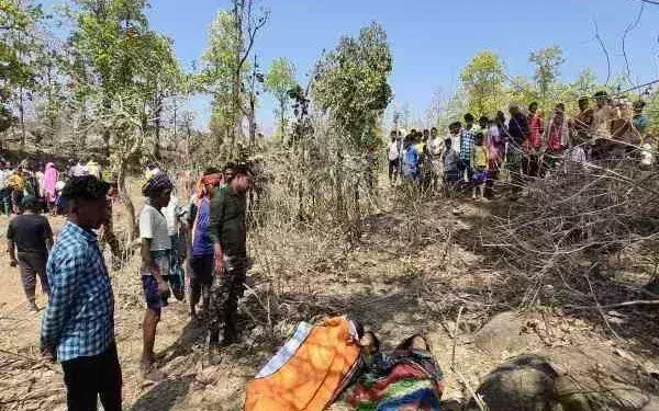 Giridih : एक ही परिवार के 3 सदस्यों की संदिग्ध स्थिति में मौत, हत्या की आशंका