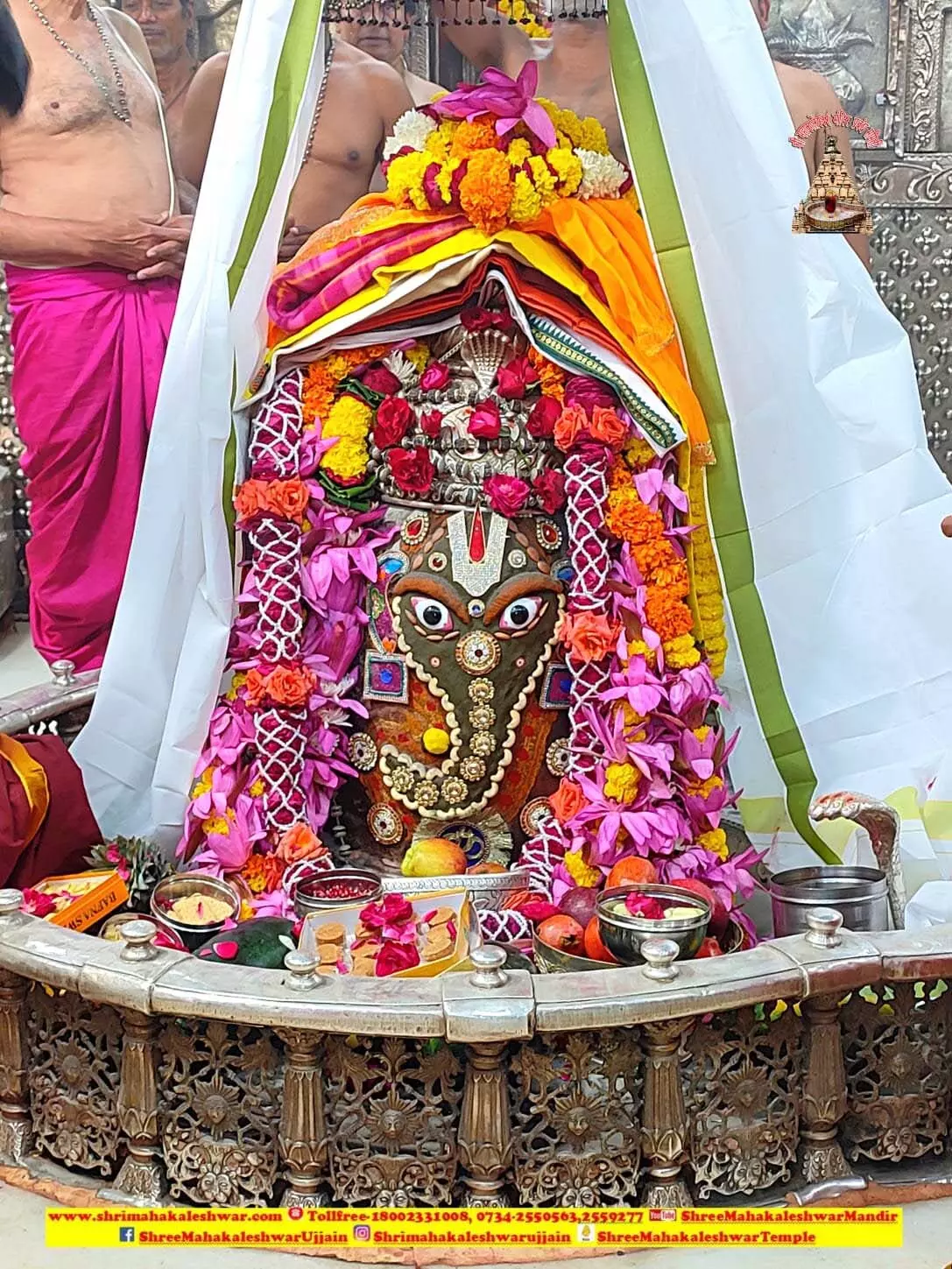 Ujjain : महाकाल की भस्म आरती में गणेश स्वरूप Ujjain : महाकाल की भस्म आरती में गणेश स्वरूप