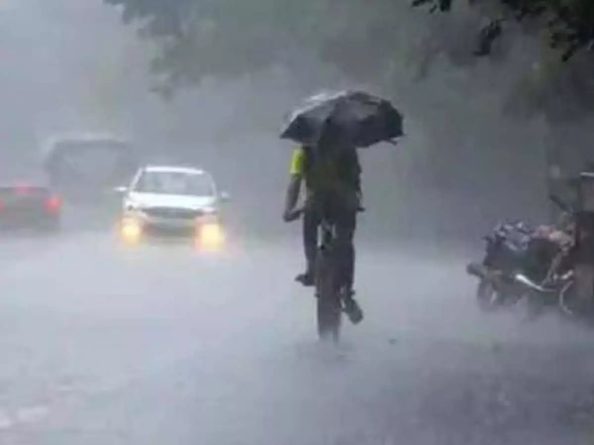 MP Weather Update : भोपाल-इंदौर-जबलपुर में आज बारिश की संभावना MP Weather Update : भोपाल-इंदौर-जबलपुर में आज बारिश की संभावना