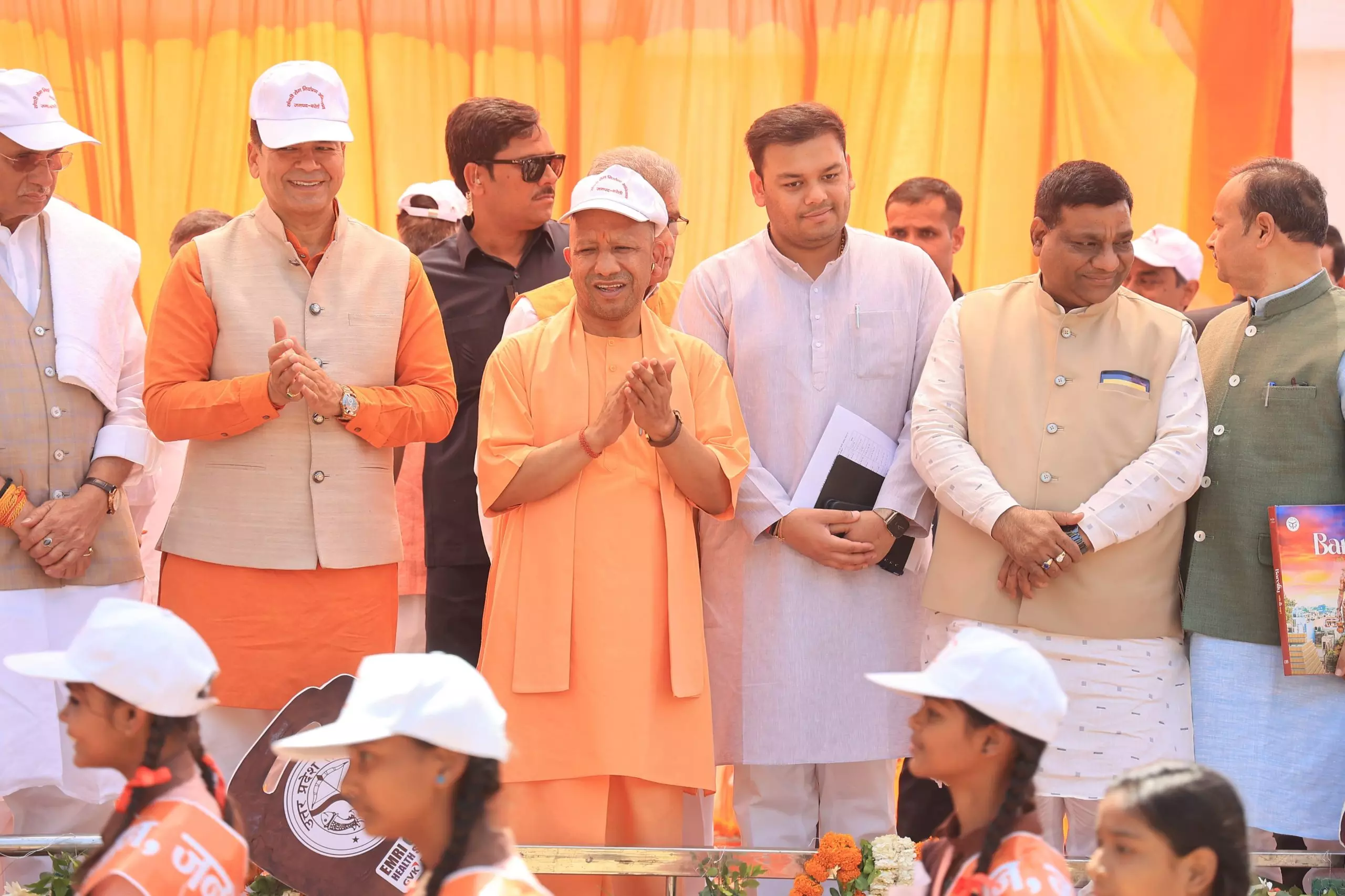 Bareilly: बरेली में अब दंगा नहीं, चंगा है: मुख्यमंत्री योगी Bareilly: बरेली में अब दंगा नहीं, चंगा है: मुख्यमंत्री योगी