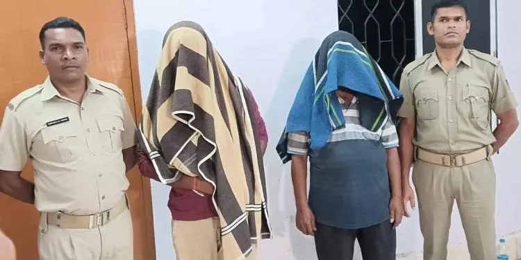 राउरकेला में सेक्स रैकेट का भंडाफोड़, चार गिरफ्तार राउरकेला में सेक्स रैकेट का भंडाफोड़, चार गिरफ्तार