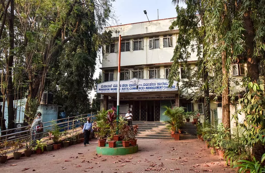 महारानी क्लस्टर वि.वि.: प्रभारी कुलपति की नियुक्ति नियमों से परे महारानी क्लस्टर वि.वि.: प्रभारी कुलपति की नियुक्ति नियमों से परे