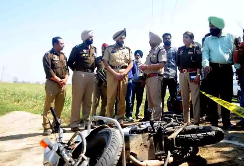 Punjab पुलिस अपराधियों के खिलाफ सख्त कार्रवाई कर रही Punjab पुलिस अपराधियों के खिलाफ सख्त कार्रवाई कर रही