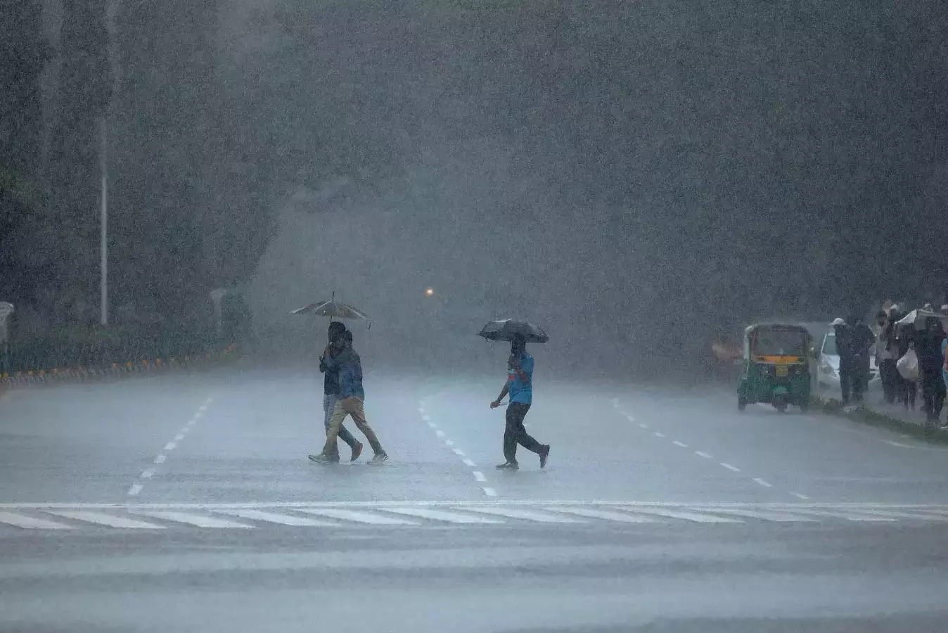 Andhra Pradesh में भारी बारिश की संभावना Andhra Pradesh में भारी बारिश की संभावना