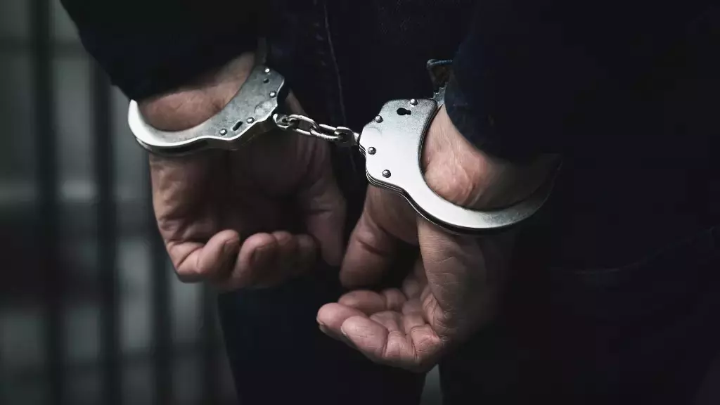 Filmnagar में शराब पीकर गाड़ी चलाने के आरोप में 3 लोगों को हिरासत में लिया Filmnagar में शराब पीकर गाड़ी चलाने के आरोप में 3 लोगों को हिरासत में लिया