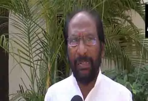 वक्फ विधेयक देश की धर्मनिरपेक्षता की परीक्षा लेता है: DMK वक्फ विधेयक देश की धर्मनिरपेक्षता की परीक्षा लेता है: DMK