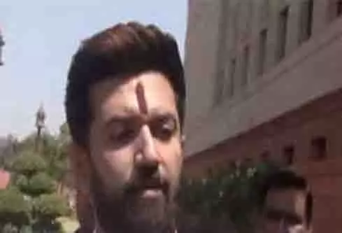 संशोधन सकारात्मक हैं, पारदर्शिता लाने के विचार से किए गए हैं: वक्फ संशोधन विधेयक पर चिराग पासवान संशोधन सकारात्मक हैं, पारदर्शिता लाने के विचार से किए गए हैं: वक्फ संशोधन विधेयक पर चिराग पासवान