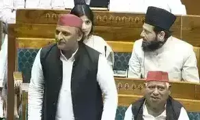 News Delhi: बीजेपी वक्फ की जमीन छीनना चाहती है: अखिलेश यादव News Delhi: बीजेपी वक्फ की जमीन छीनना चाहती है: अखिलेश यादव
