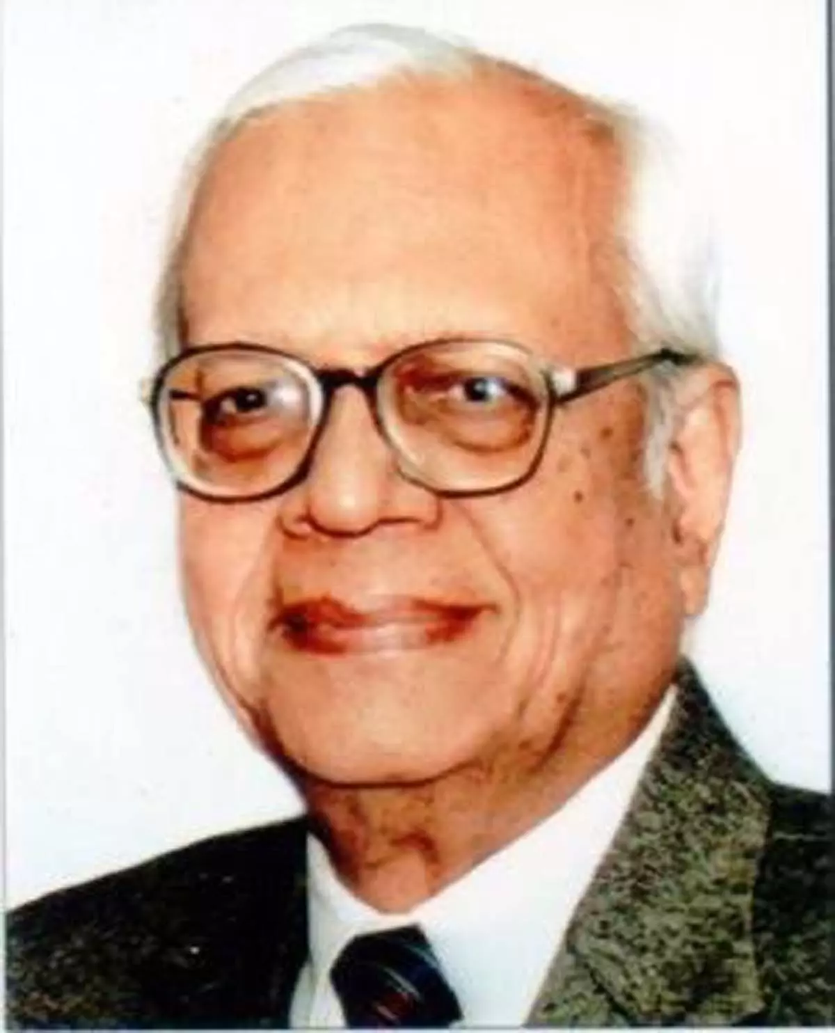 डॉ. कमल किशोर गोयनका का निधन, अरुण साव ने जताया शोक डॉ. कमल किशोर गोयनका का निधन, अरुण साव ने जताया शोक