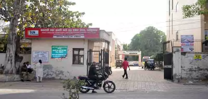 Amritsar: कम क्षमता वाली प्रीगैबलिन की बिक्री बेरोकटोक जारी Amritsar: कम क्षमता वाली प्रीगैबलिन की बिक्री बेरोकटोक जारी