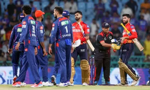 आईपीएल 2025 : पंजाब किंग्स ने लखनऊ को आठ विकेट से हराया, प्रभसिमरन सिंह बने प्लेयर ऑफ द मैच आईपीएल 2025 : पंजाब किंग्स ने लखनऊ को आठ विकेट से हराया, प्रभसिमरन सिंह बने प्लेयर ऑफ द मैच