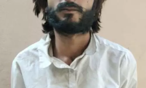 अमृतसर सीमा पर बीएसएफ की बड़ी कार्रवाई, पाकिस्तानी घुसपैठिया गिरफ्तार अमृतसर सीमा पर बीएसएफ की बड़ी कार्रवाई, पाकिस्तानी घुसपैठिया गिरफ्तार