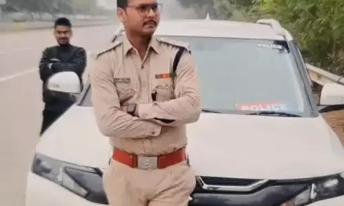 नकली CRPF अफसर असली पुलिस के हत्थे चढ़ा