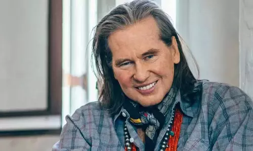 Val Kilmer Passed Away : हॉलीवुड अभिनेता वैल किल्मर का 65 वर्ष की आयु में निधन Val Kilmer Passed Away : हॉलीवुड अभिनेता वैल किल्मर का 65 वर्ष की आयु में निधन