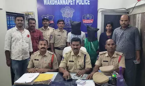 Warangal में 32.7 किलोग्राम गांजा जब्त, 2 तस्कर गिरफ्तार Warangal में 32.7 किलोग्राम गांजा जब्त, 2 तस्कर गिरफ्तार