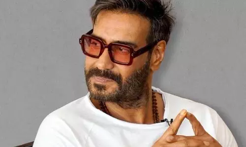 Ajay Devgan Birthday : एक्शन के सिंघम का फिल्मी सफर, 33 साल से बॉलीवुड पर कायम है दबदबा Ajay Devgan Birthday : एक्शन के सिंघम का फिल्मी सफर, 33 साल से बॉलीवुड पर कायम है दबदबा