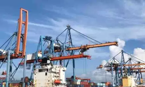 VPA ने रिकॉर्ड 82.6 मीट्रिक टन कार्गो संभाला VPA ने रिकॉर्ड 82.6 मीट्रिक टन कार्गो संभाला