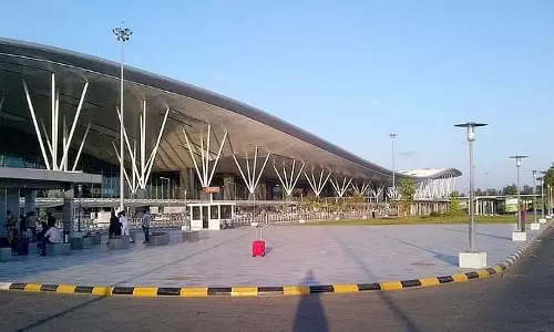 केम्पेगौड़ा अंतर्राष्ट्रीय हवाई अड्डे की वेबसाइट का कन्नड़ में अनुवाद किया