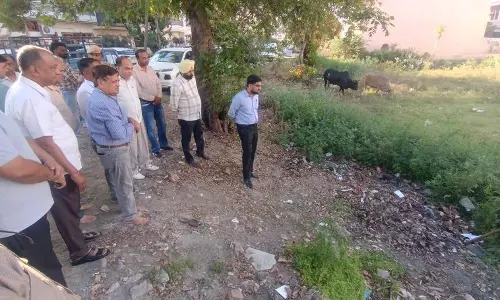प्लॉटों के चारों ओर बाड़ लगवाएं या कार्रवाई के लिए तैयार रहें: Yamunanagar -जगाधरी एमसी