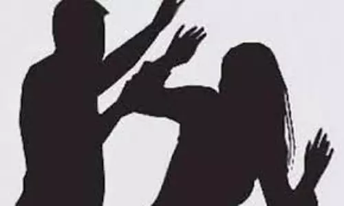 Panipat: अवैध संबंध में रोड़ा बनी पत्नी, पति ने मारपीट कर जहर देकर मारने की कोशिश