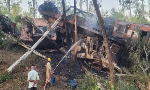 Sahibganj: दो मालगाड़ियों के बीच भीषण टक्कर में 2 लोको पायलट की मौत
