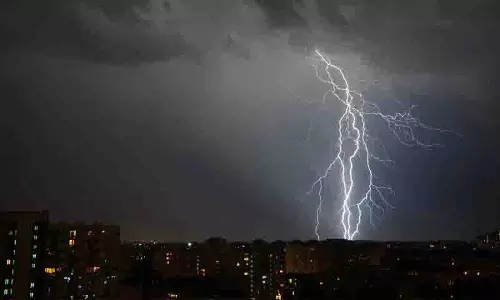 Hyderabad और तेलंगाना के कई जिलों में तूफान आने की संभावना