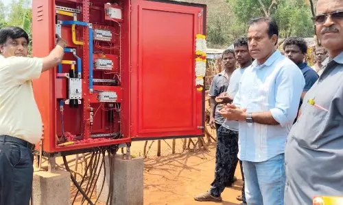 Goa में वनरमारे जनजाति ने दशकों के संघर्ष के बाद पहली बार बिजली कनेक्शन मिलने का जश्न मनाया