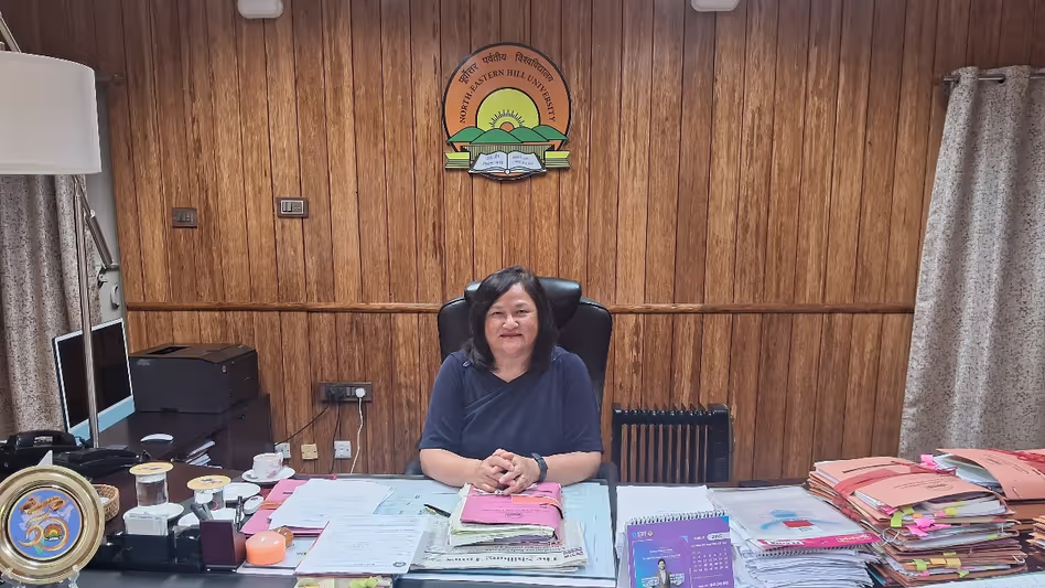 Meghalaya : नेतृत्व संकट के बीच NEHUTA ने प्रो वीसी के इस्तीफे की मांग की Meghalaya : नेतृत्व संकट के बीच NEHUTA ने प्रो वीसी के इस्तीफे की मांग की