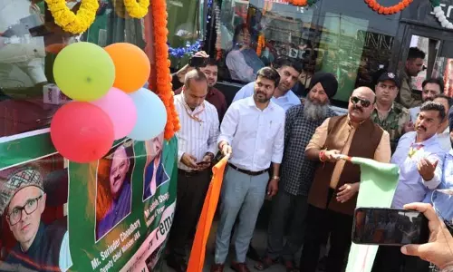 उपमुख्यमंत्री ने Jammu में महिलाओं के लिए मुफ्त बस सेवा शुरू की